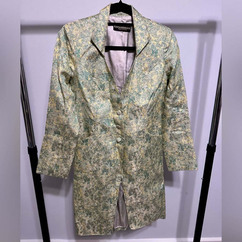 Favourbrook Women’s 100% silk trench coat
